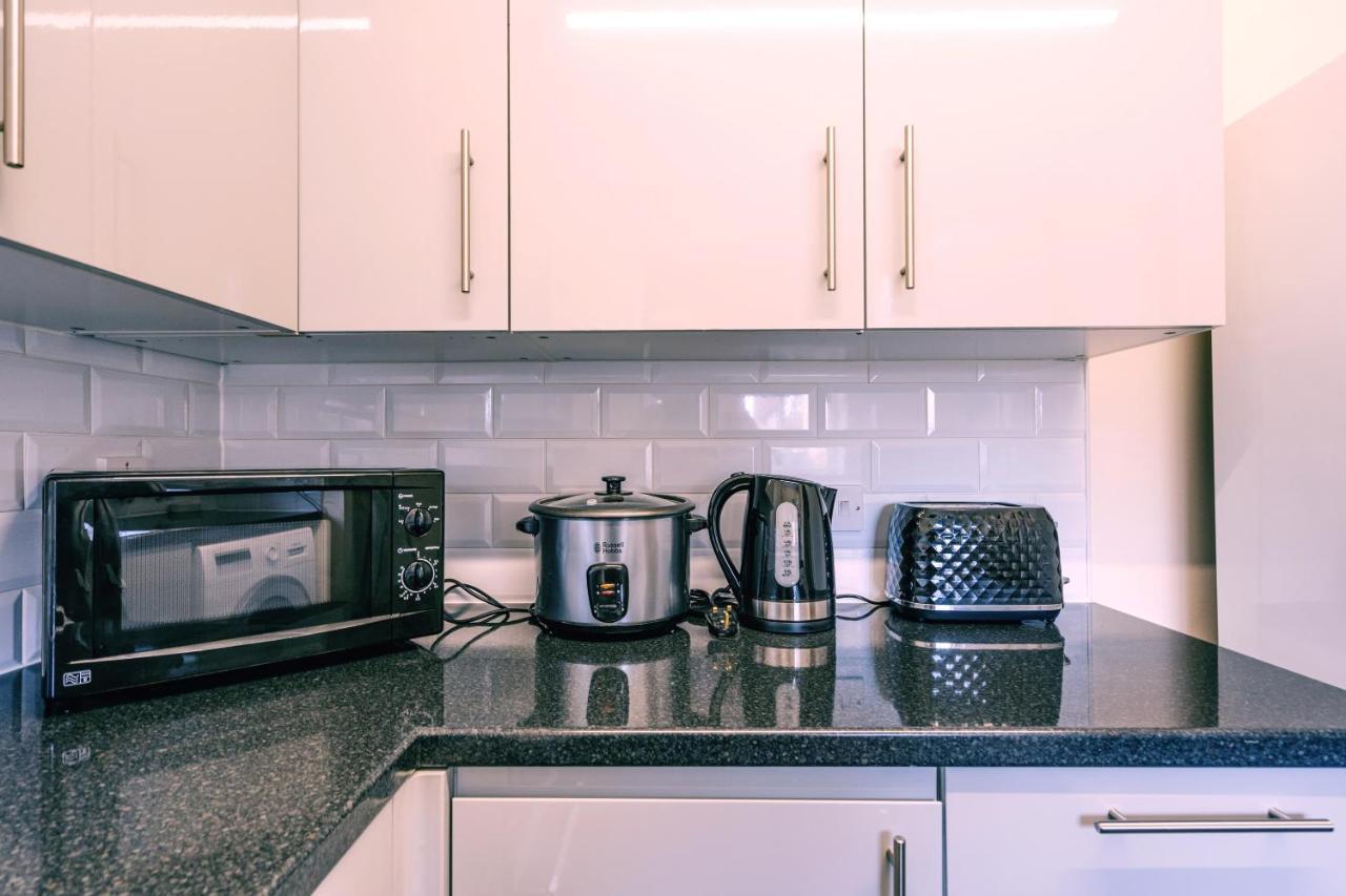 Modern 2 Bed House- Free Parking And Close To The Centre Bristol Exterior foto