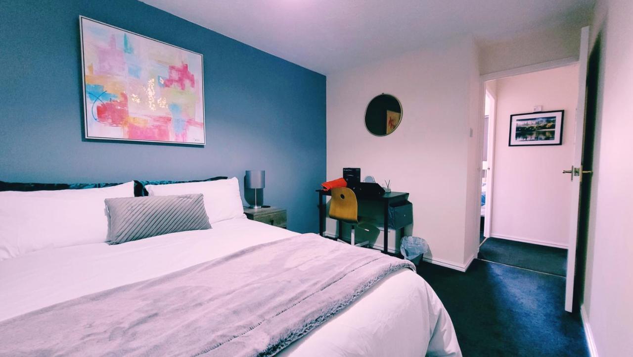 Modern 2 Bed House- Free Parking And Close To The Centre Bristol Exterior foto